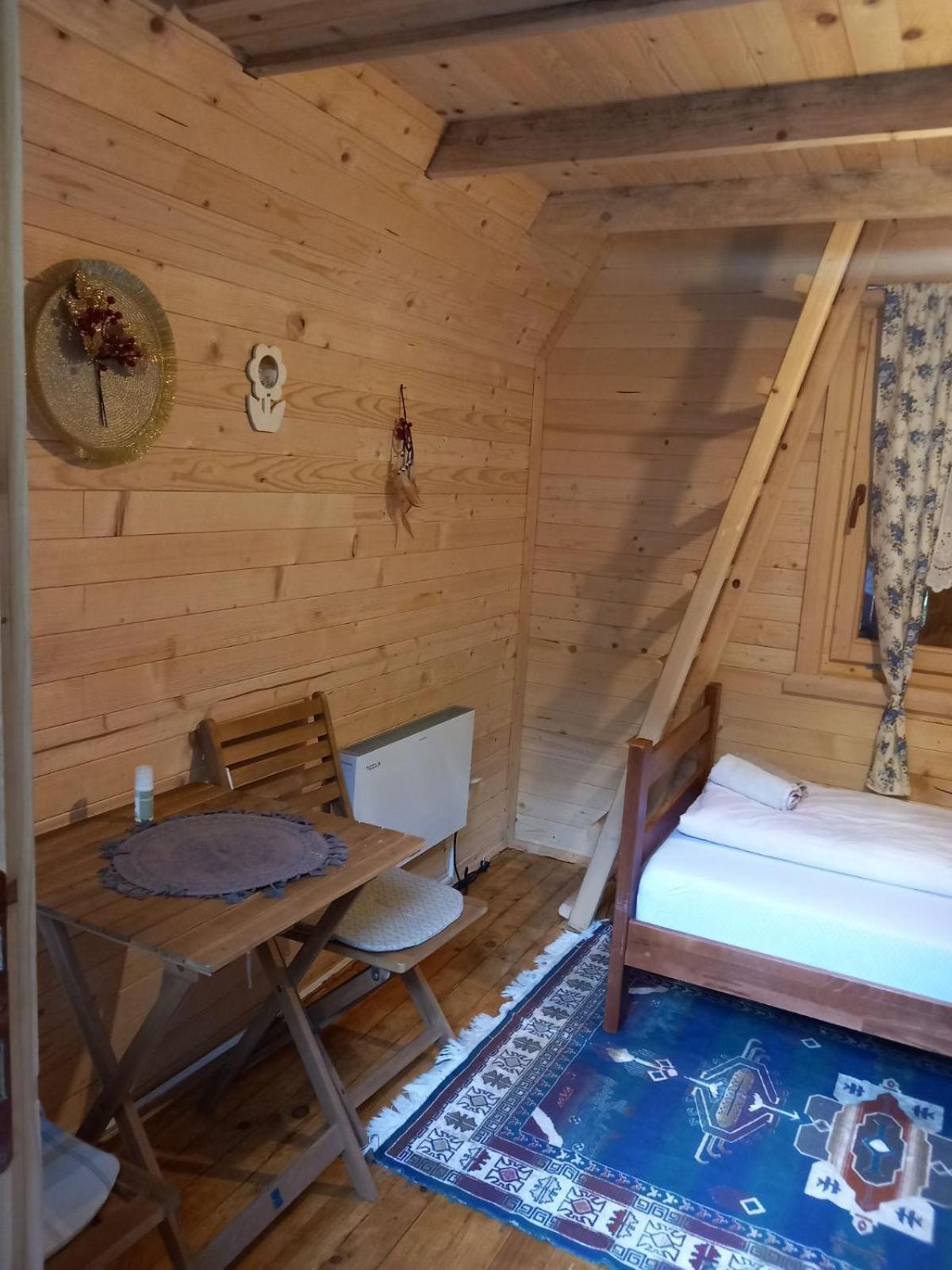 Gusinje Bungalows Prokletije מראה חיצוני תמונה