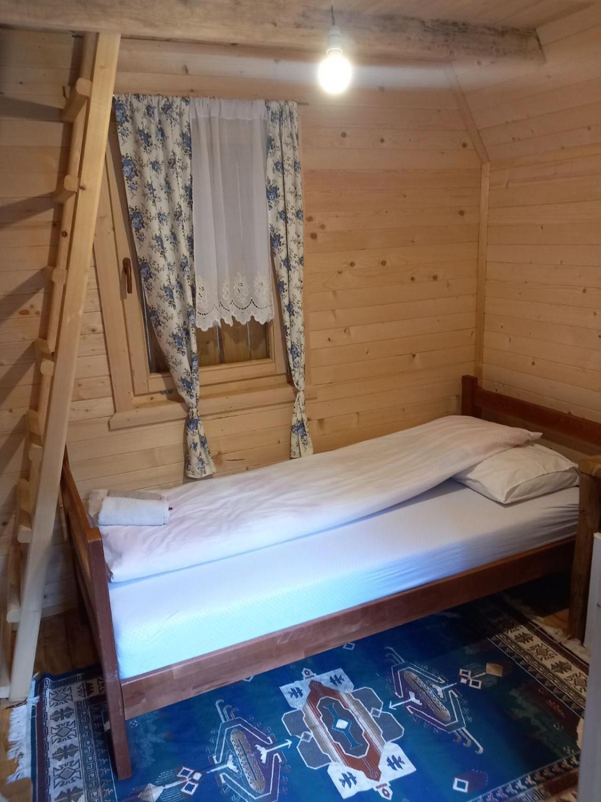 Gusinje Bungalows Prokletije מראה חיצוני תמונה