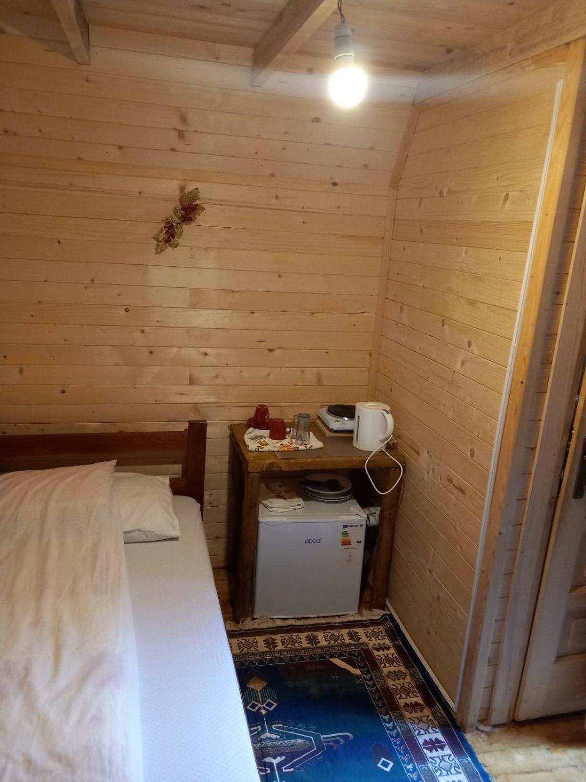 Gusinje Bungalows Prokletije מראה חיצוני תמונה
